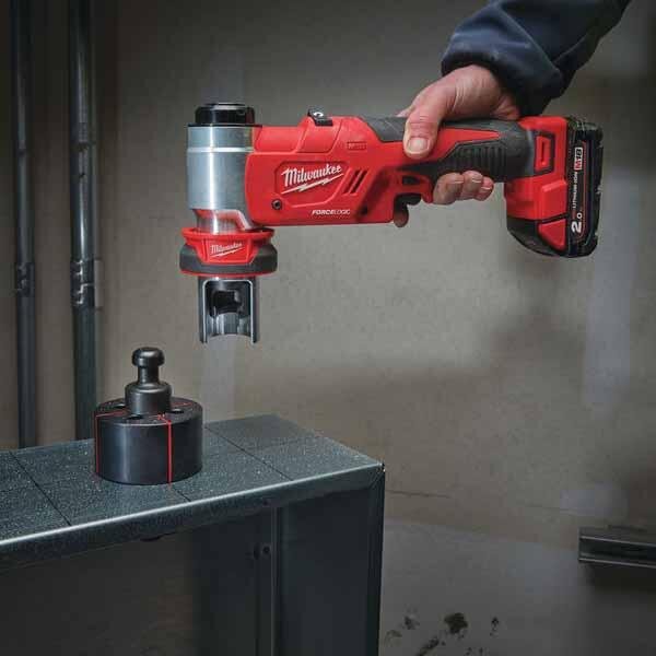 Aku děrovač hydraulický M18 HKP-201C