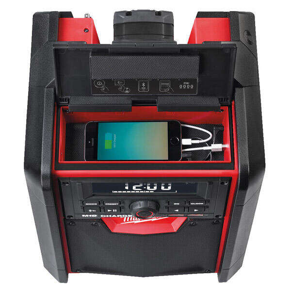 Rádio M18 RC/0